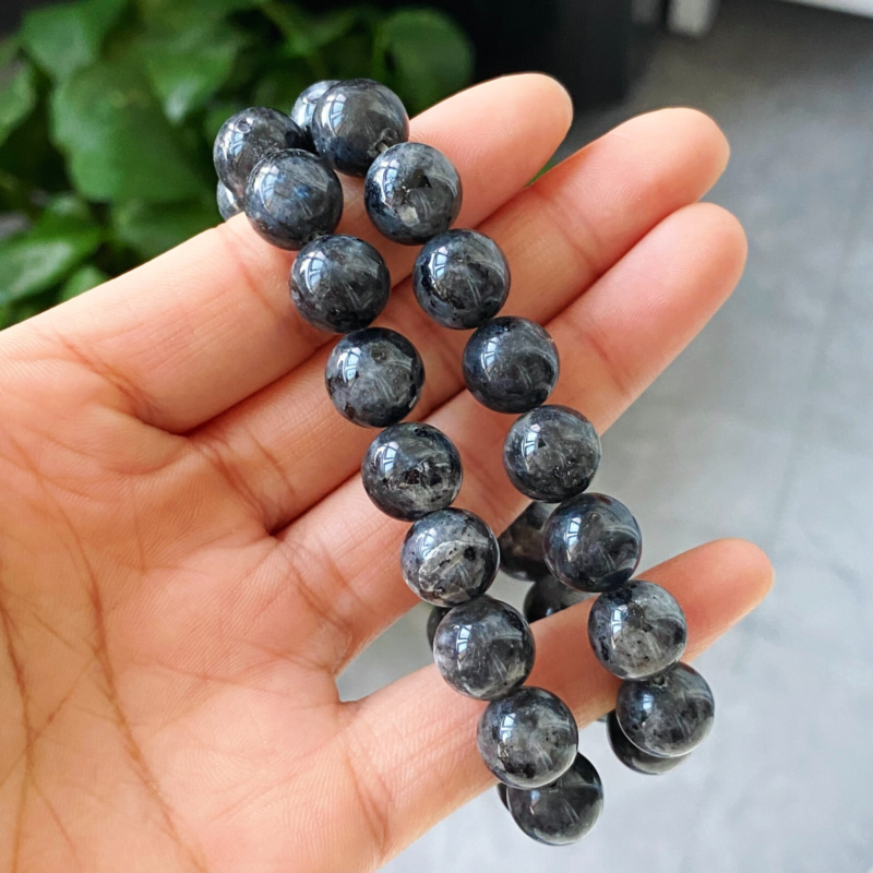 10.5mm 2pcs Natural Flashy LARV Labradorite Silver Light Gemstone Beads Bracelet