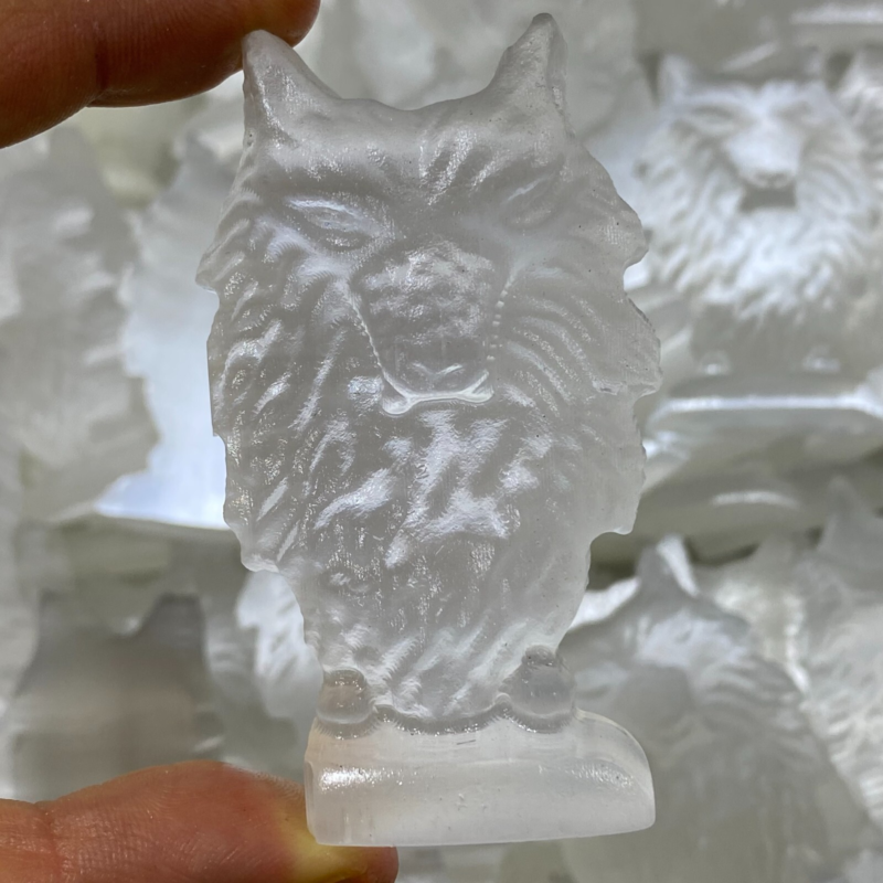 2"+Natural Gypsum Selenite Wolf Hand Carved Quartz Crystal Reiki healing 1PC