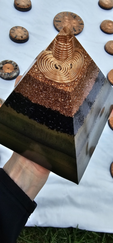 Orgonite Pyramid 6" x 6" x 6" copper coil, metal powder, quartz