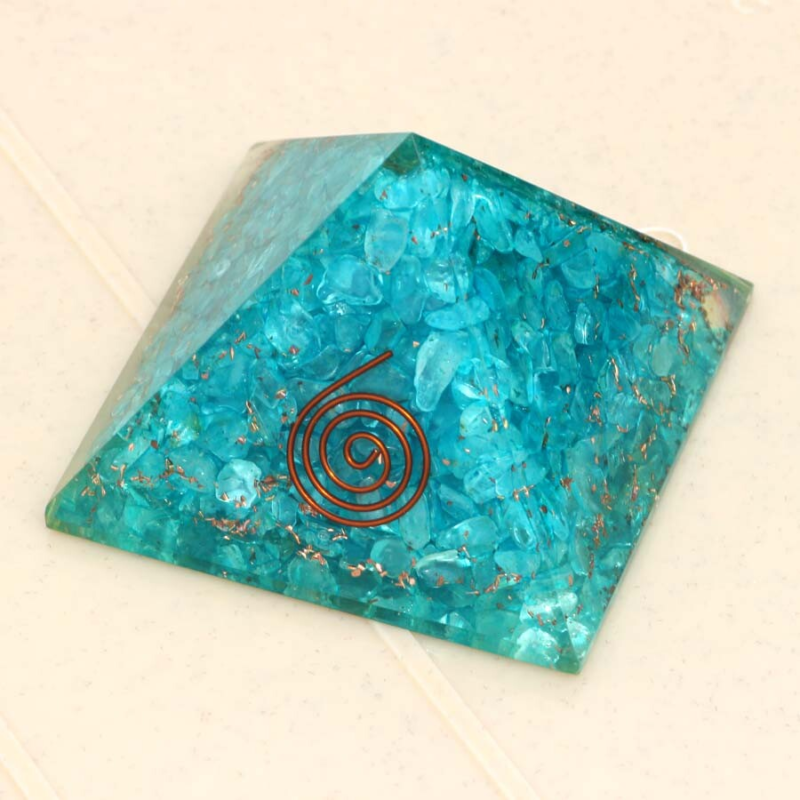 70X68mm Blue Quartz Crystals Feng Shui Orgone Pyramid Energy Generator AU Q225