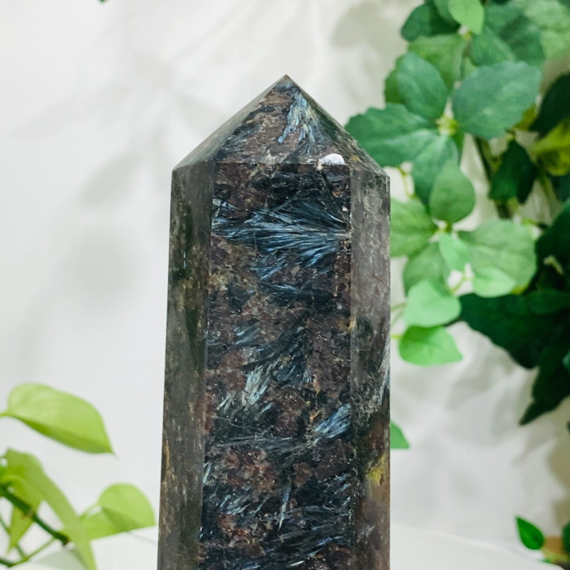 815g Natural Firework Stone Quartz Obelisk Crystal Wand Point Tower Healing