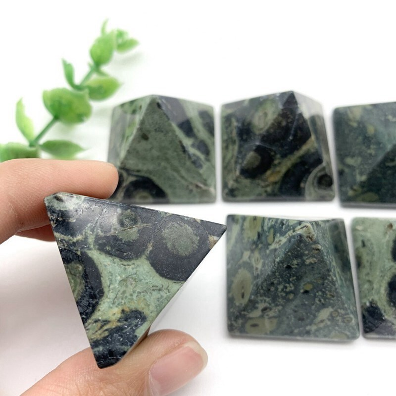 Natural Malachite Quartz Crystal Peacock Eye Pyramid Orgone Energy Tower Healing