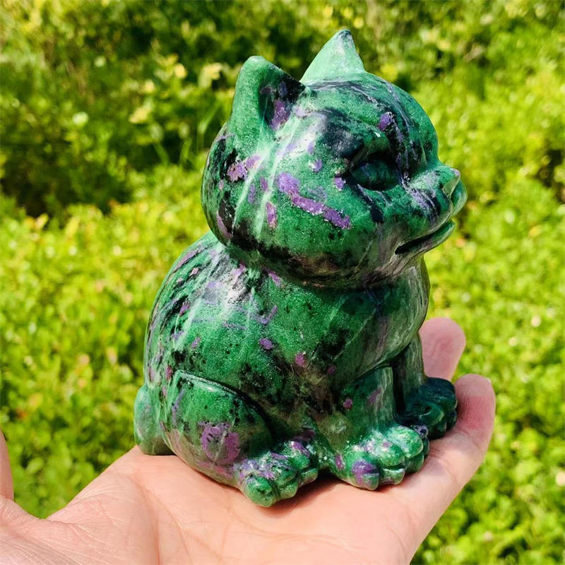 1pc Natural zoisite cat hand carved Quartz Crystal skull Reiki