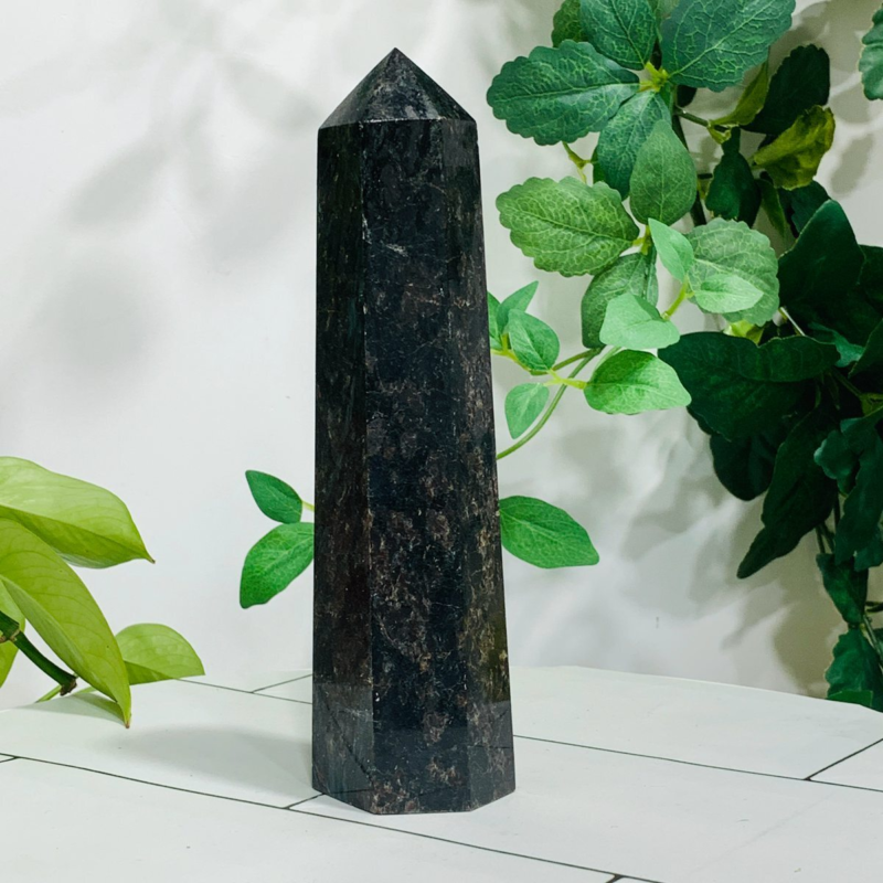 646g Natural Firework Stone Quartz Obelisk Crystal Wand Point Tower Healing