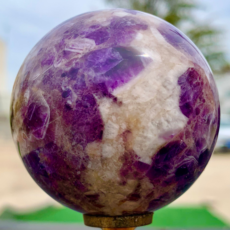 202G Natural beautiful Dream Amethyst Quartz Crystal Sphere Ball Healing