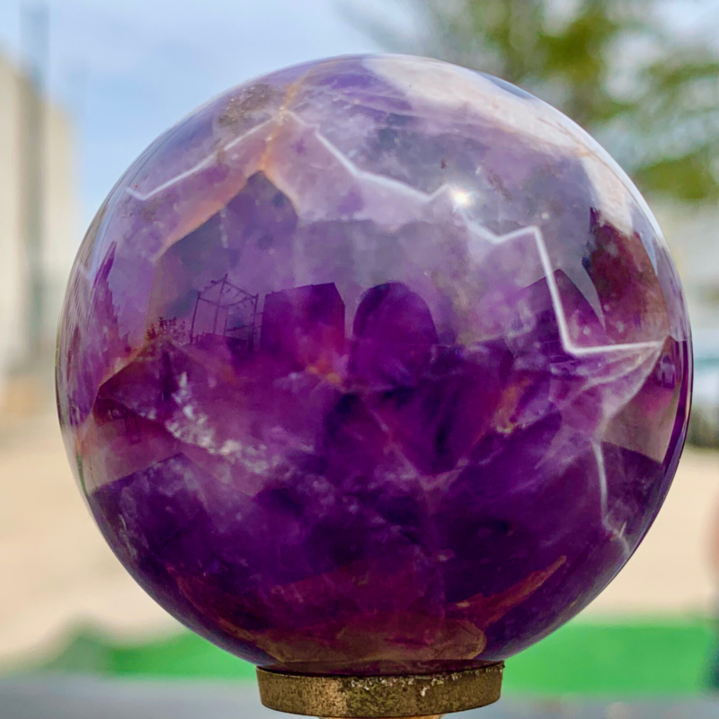 127G Natural beautiful Dream Amethyst Quartz Crystal Sphere Ball Healing