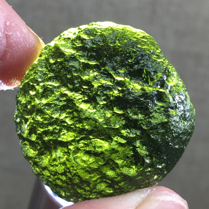 74.7Ct MOLDAVITE From Czech Republic From Meteorite Impact With Chips