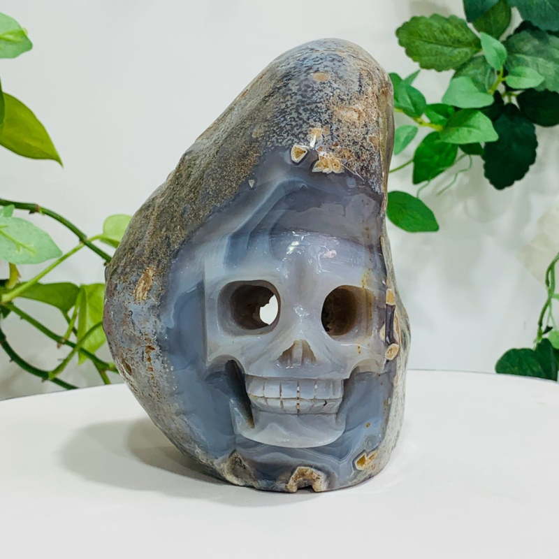 1676g Natural Crystal Jade Hand Carved Quartz Skull Medium Energy Reiki Healing