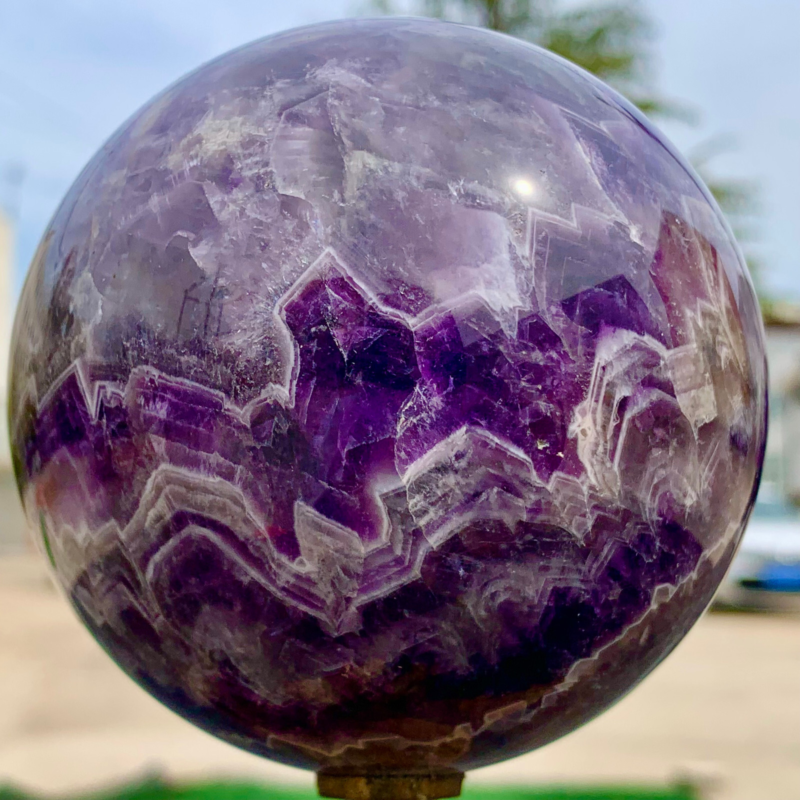 2.39LB Natural beautiful Dream Amethyst Quartz Crystal Sphere Ball Healing