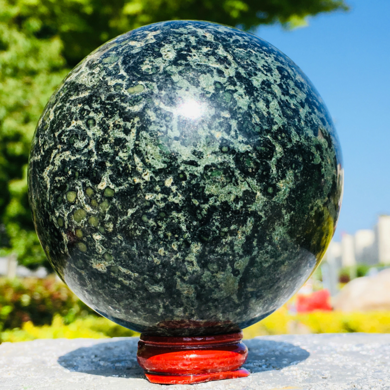 843G Eye Green Kambaba Jasper Stromatolite Crystal Sphere Ball Madagascar
