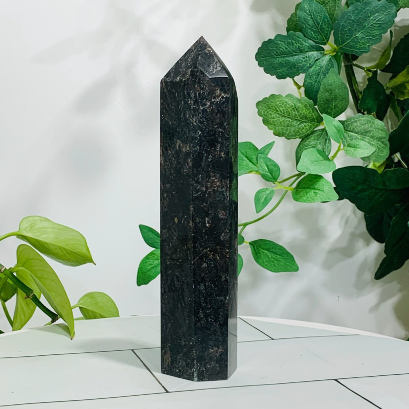 642g Natural Firework Stone Quartz Obelisk Crystal Wand Point Tower Healing
