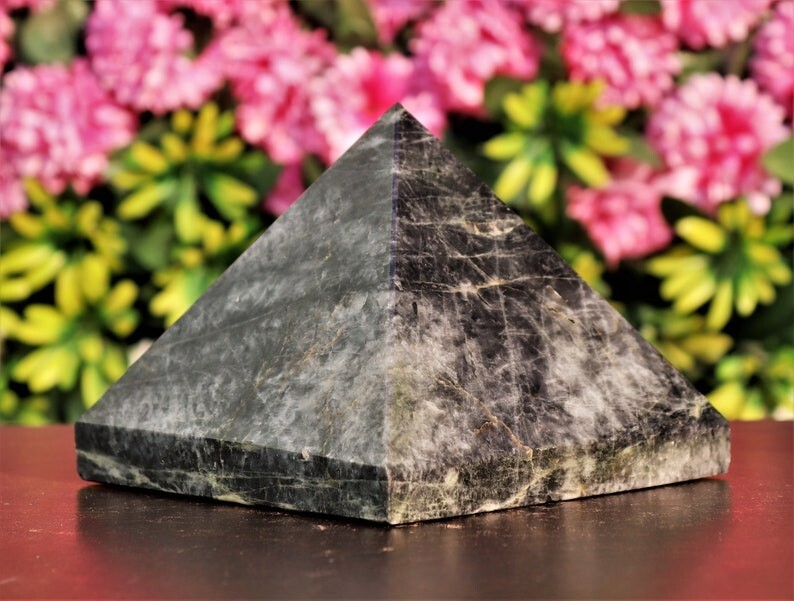 Huge 150MM Natural Black Moonstone Rock Healing Power Metaphysical Aura Pyramid