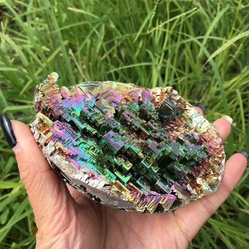 1PC Natural Bismuth Ore Bow Quartz Specimen TowerReiki Healeaching Materials