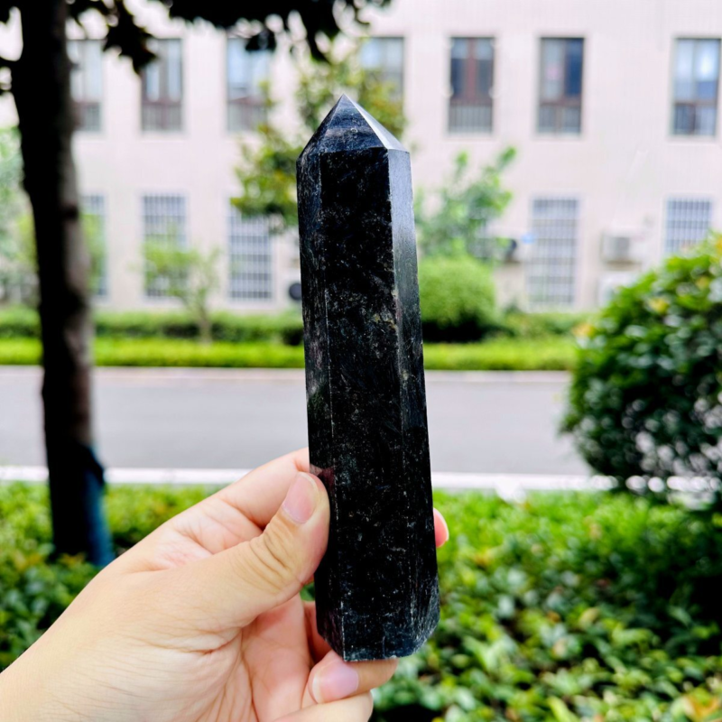 512g Natural Firework Stone Quartz Obelisk Crystal Wand Point Tower Healing