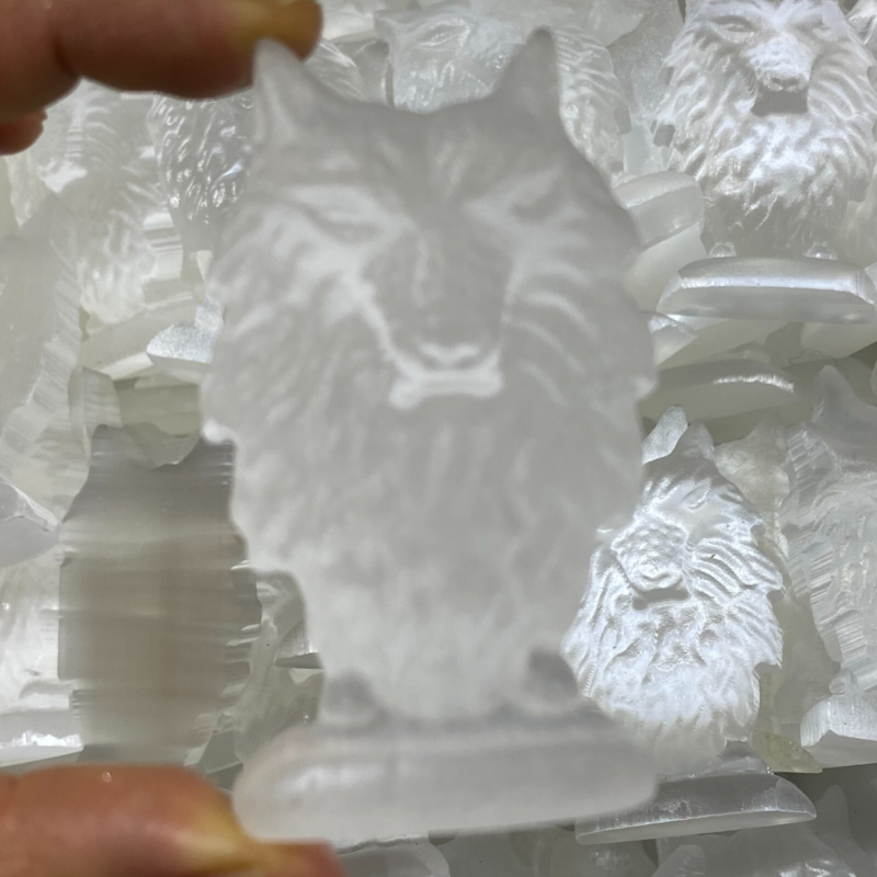 2"+Natural Gypsum Selenite Wolf Hand Carved Quartz Crystal Reiki healing 1PC