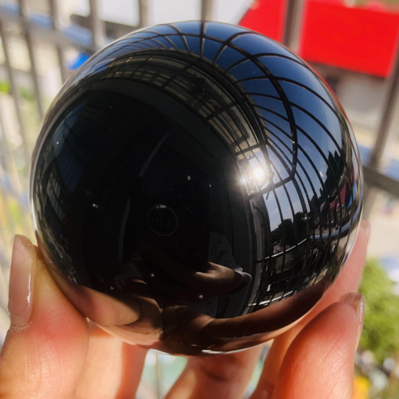425G Natural obsidian crystal energy ball D659