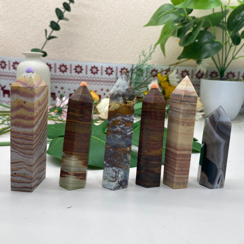 Total 562g Natural crystal mixed material tower beautiful color stunning
