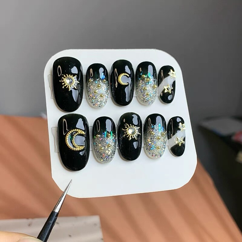 Emerald Dreams - Handmade Press-on Nails