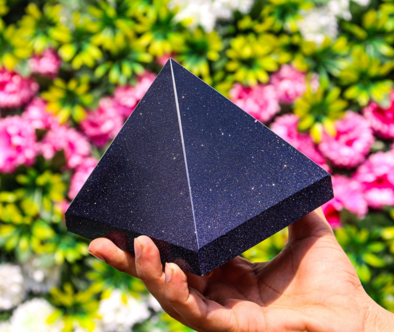 115MM Blue Goldstone Metaphysical Healing Aura Spirit Chakra Stone Pyramid