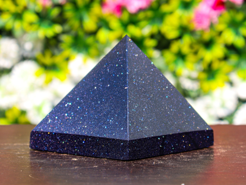 115MM Blue Goldstone Metaphysical Healing Aura Spirit Chakra Stone Pyramid