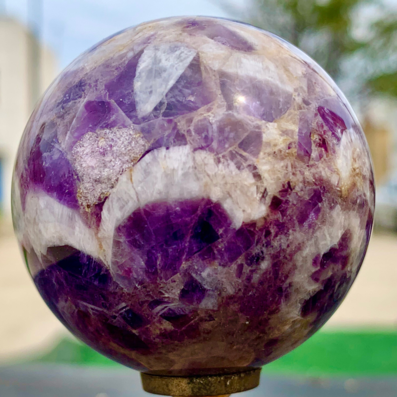 202G Natural beautiful Dream Amethyst Quartz Crystal Sphere Ball Healing