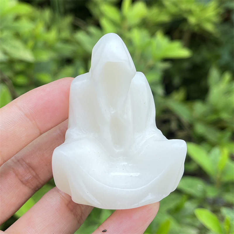 1pc Natural white jade skull hand carved Quartz Crystal skull Healing 2"