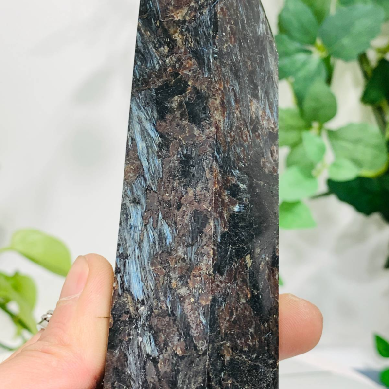 642g Natural Firework Stone Quartz Obelisk Crystal Wand Point Tower Healing
