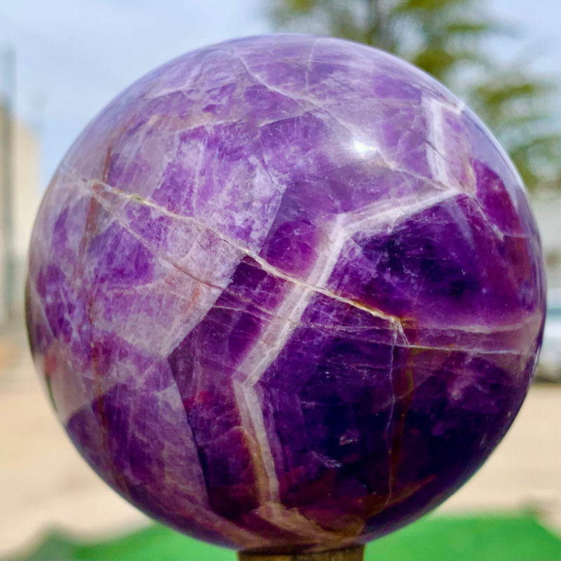 1.14LB Natural beautiful Dream Amethyst Quartz Crystal Sphere Ball Healing