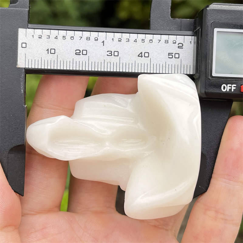 1pc Natural white jade skull hand carved Quartz Crystal skull Healing 2"