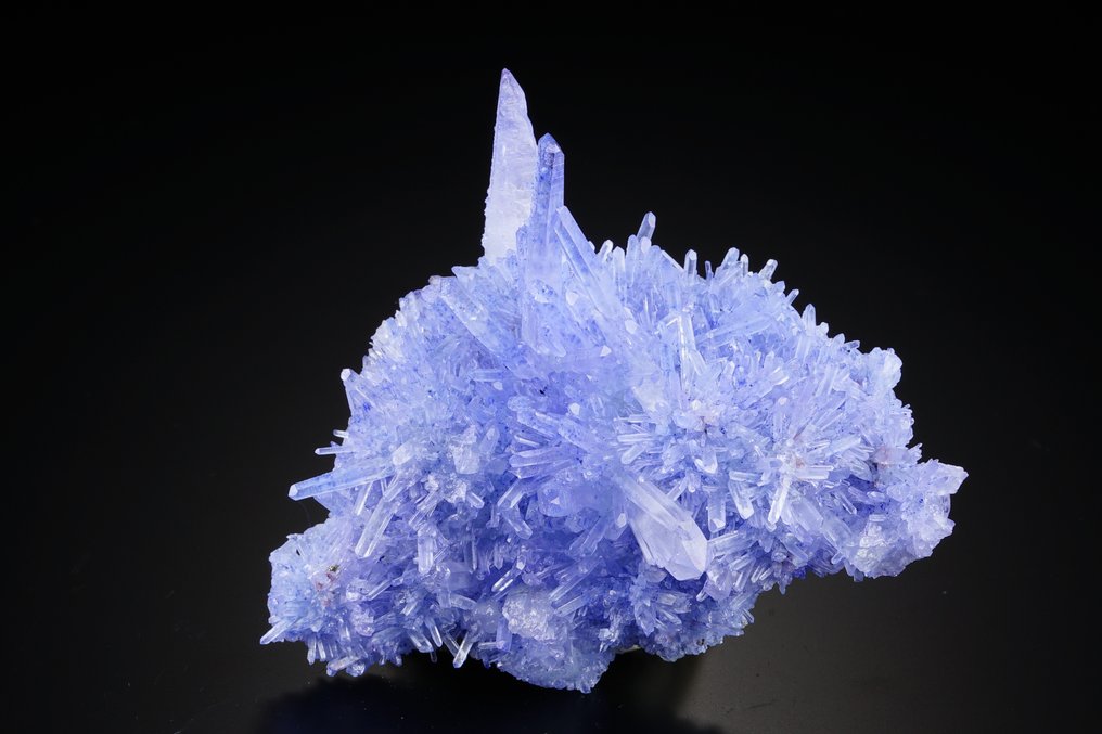 BLUE color QUARTZ cluster - intensive color and extra formation - Height: 75 mm - Width: 66 mm- 60 g