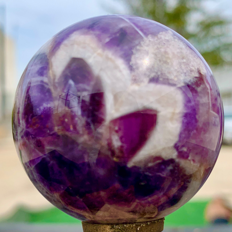 127G Natural beautiful Dream Amethyst Quartz Crystal Sphere Ball Healing
