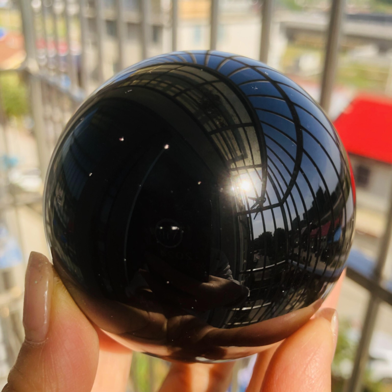 425G Natural obsidian crystal energy ball D659