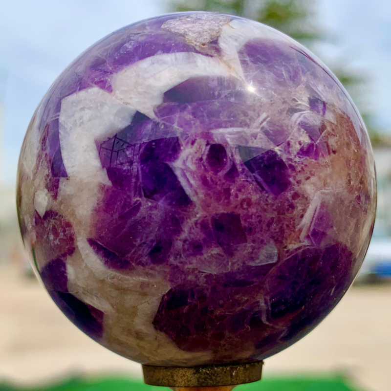 202G Natural beautiful Dream Amethyst Quartz Crystal Sphere Ball Healing