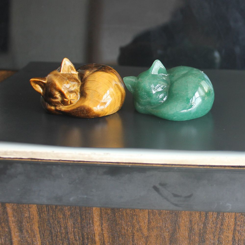 Carved crystal gemstone crystal sleeping cat figurine animal statue decor 2''