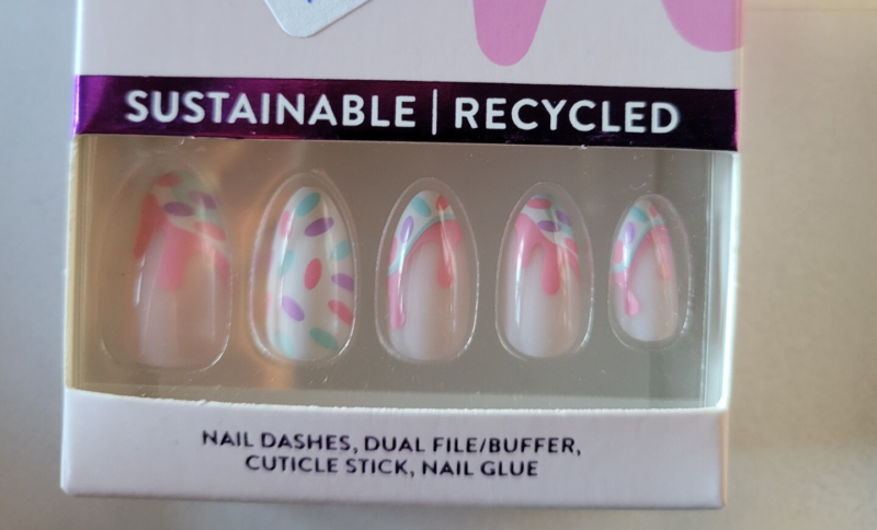 Red Aspen ICE CREAM DREAM, LYNIE GLUE-ON Mani Nail PRESS ON The POP Collection