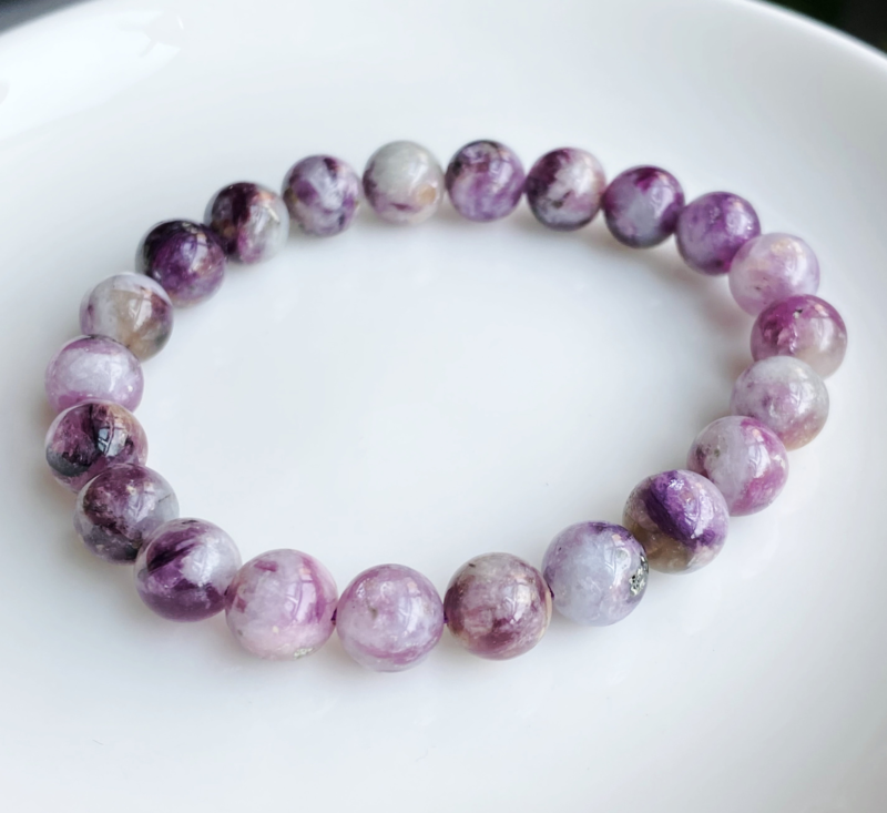 8.5mm Natural PurplelepidoliteQuartz Crystal Water Sticky Beads Bracelet
