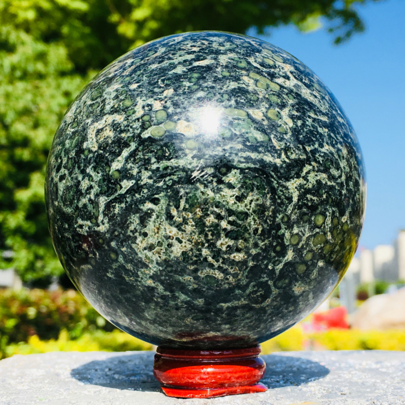 843G Eye Green Kambaba Jasper Stromatolite Crystal Sphere Ball Madagascar