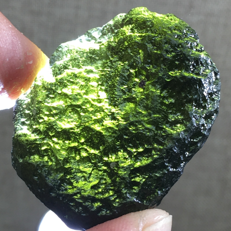 78.4Ct MOLDAVITE From Czech Republic From Meteorite Impact With Chips