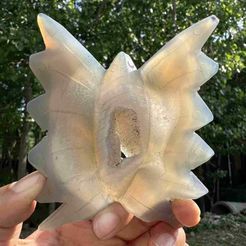 150g natural agate hand carved butterfly skull quartz crystal cluster reiki