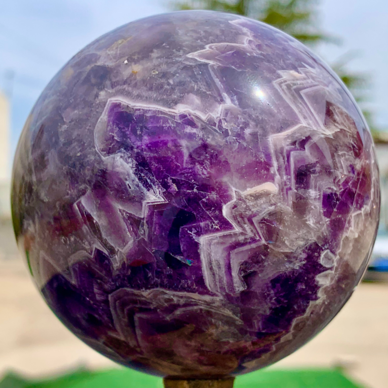 2.39LB Natural beautiful Dream Amethyst Quartz Crystal Sphere Ball Healing