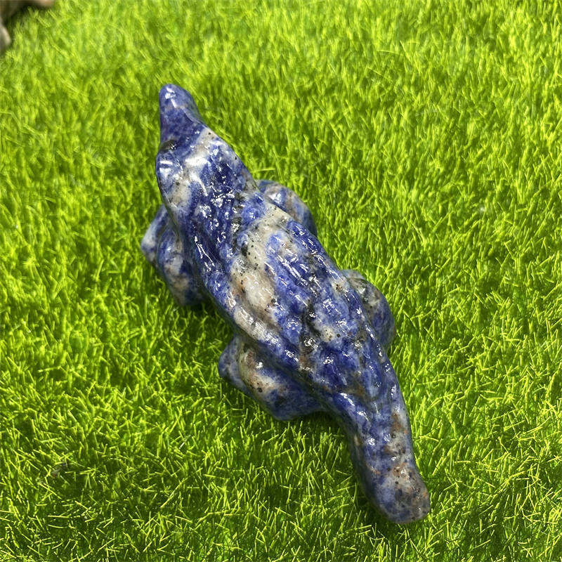 1pc Natural sodalite salamander Quartz hand carved Quartz Crystal stone skull Re