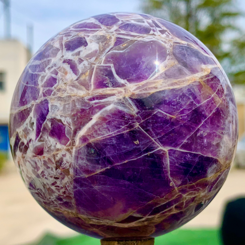 1.29LB Natural beautiful Dream Amethyst Quartz Crystal Sphere Ball Healing