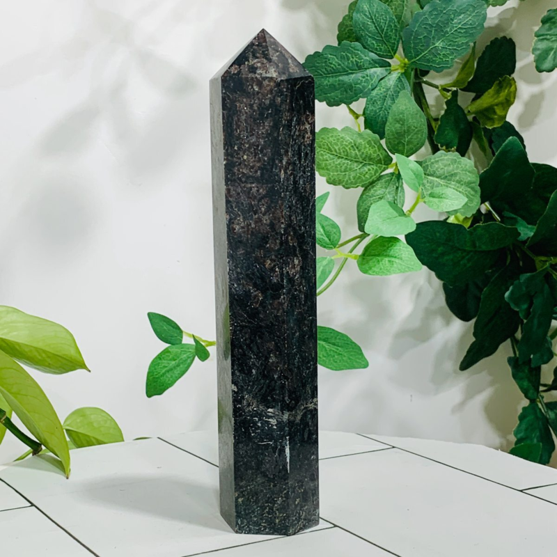 658g Natural Firework Stone Quartz Obelisk Crystal Wand Point Tower Healing