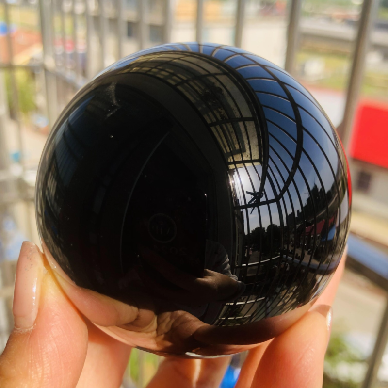 425G Natural obsidian crystal energy ball D659