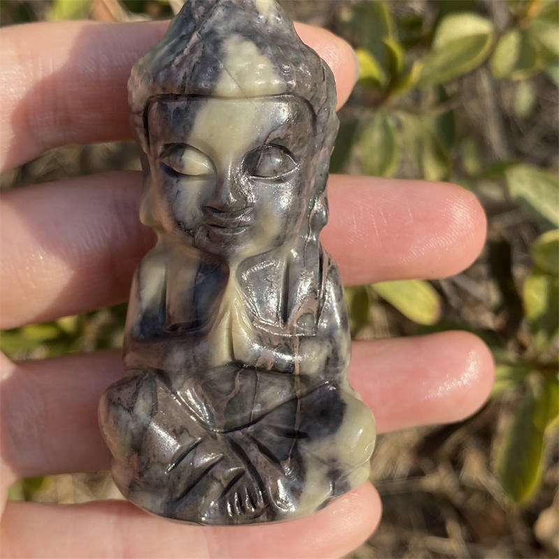 1pc Natural stone Buddha hand carved Quartz Crystal stone skull Reiki healing