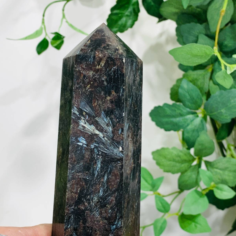 838g Natural Firework Stone Quartz Obelisk Crystal Wand Point Tower Healing