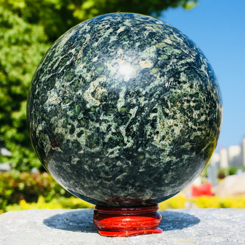 843G Eye Green Kambaba Jasper Stromatolite Crystal Sphere Ball Madagascar