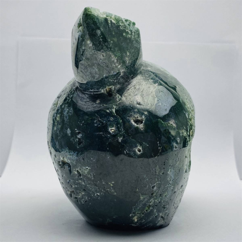 1600g Natural Nice Aquatic agate Quartz Skull Hand Carved Crystal Healing Skull
