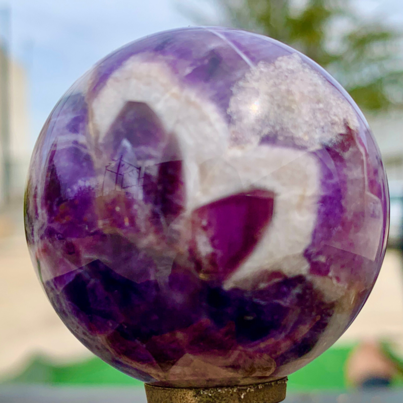 127G Natural beautiful Dream Amethyst Quartz Crystal Sphere Ball Healing