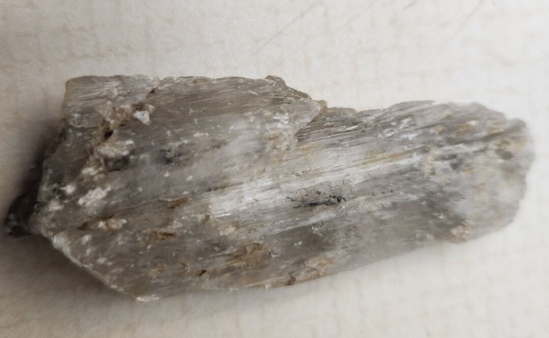 Lot 5: Agate Slices, Small Fossil Nodule, Orthoceras Fossil, White gypsum Rocks